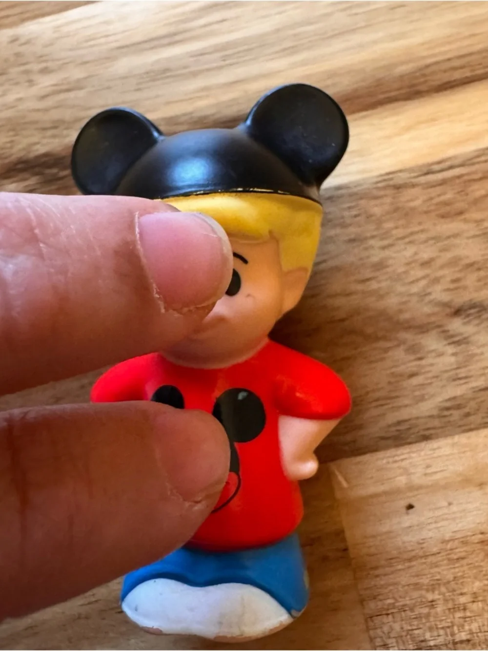 HSA Fisher-Price Little People Disney Mickey Mouse Ear Hat Boy Figure 2013 BGC44